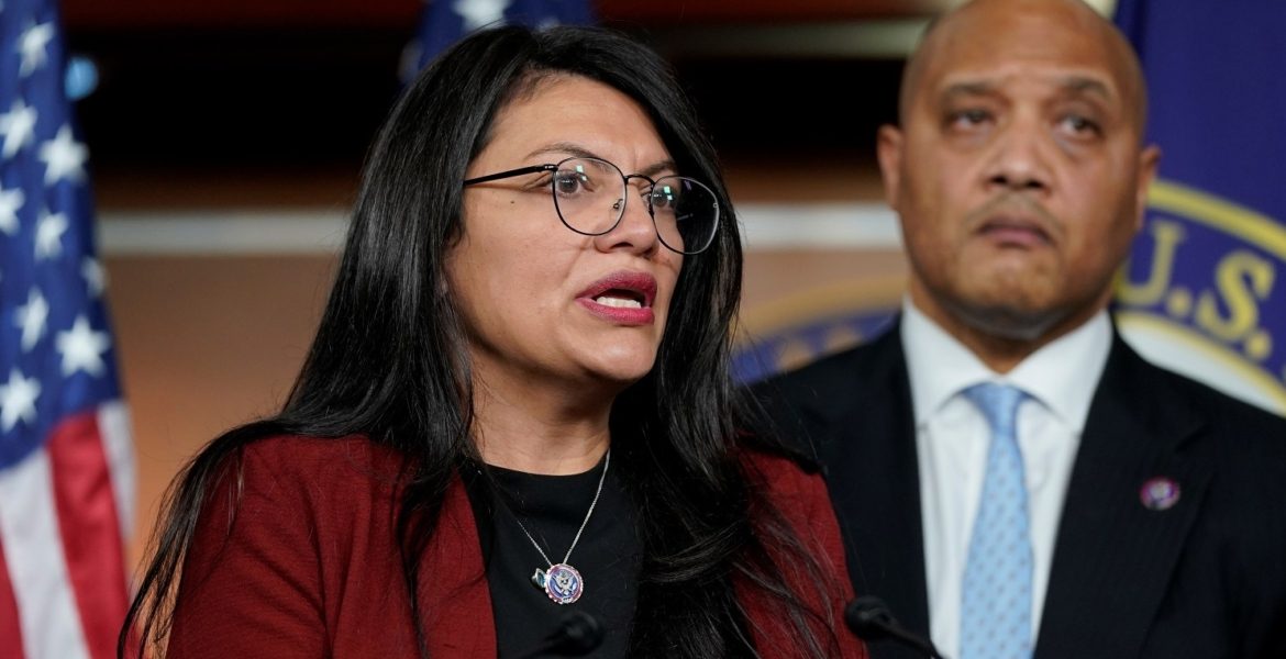 سياسي أمريكي يفضح “اللوبي الإسرائيلي” بالكونغرس.. عرضوا عليه 20 مليون دولار مقابل حملة ضد رشيدة طليب