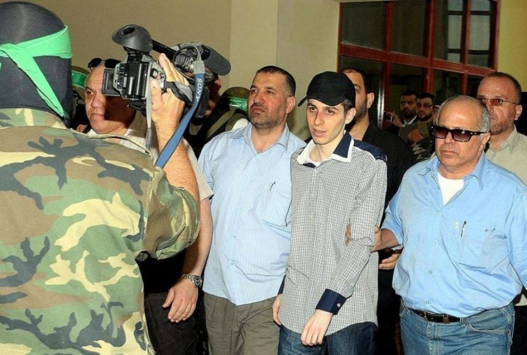 تصفية محررين من صفقة شاليط