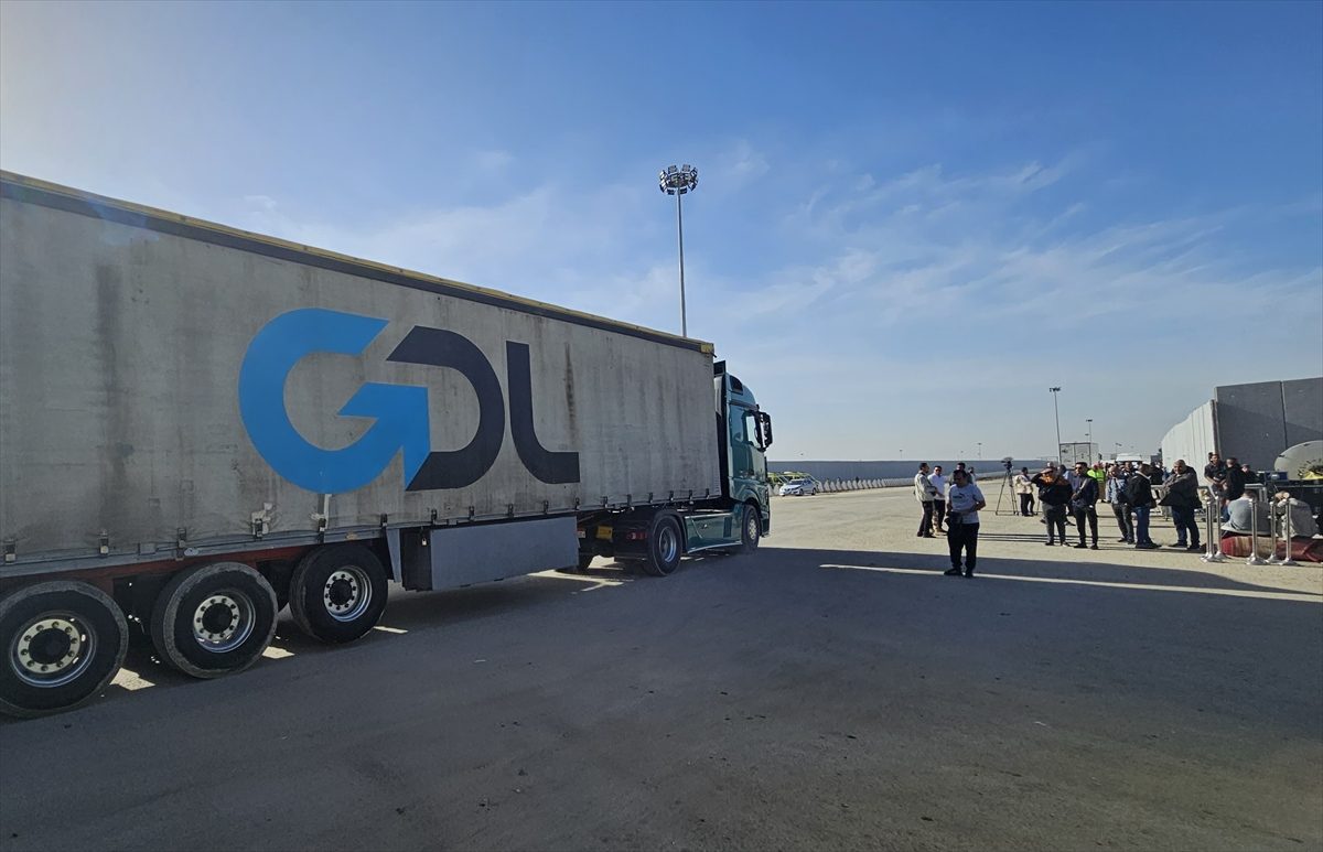 أمريكا تضغط لفتح معبر أبو سالم.. تايمز أوف إسرائيل: رفح لن يكفي لدخول المساعدات المحددة لغزة خلال الهدنة