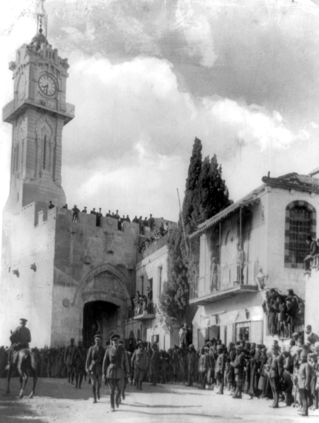 دخول الجنرال ألنبي القدس في بداية الانتداب البريطاني/ Wikipedia