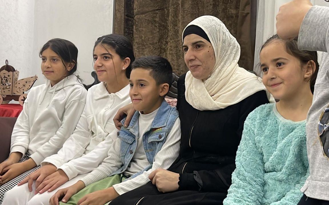 الأسيرة فلسطين نجم من الدفعة الأولى من الأسرى المحررين - مواقع التواصل