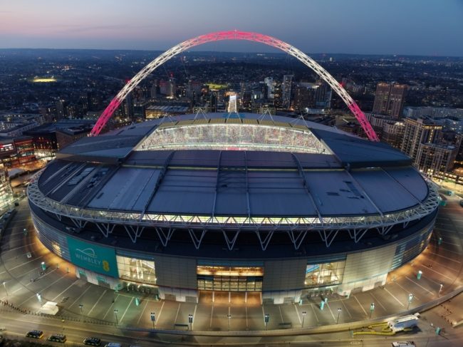 استقالة حاخام موالٍ لإسرائيل بسبب اللاعبين المسلمين.. الحكومة البريطانية مستاءة من الاتحاد الإنجليزي