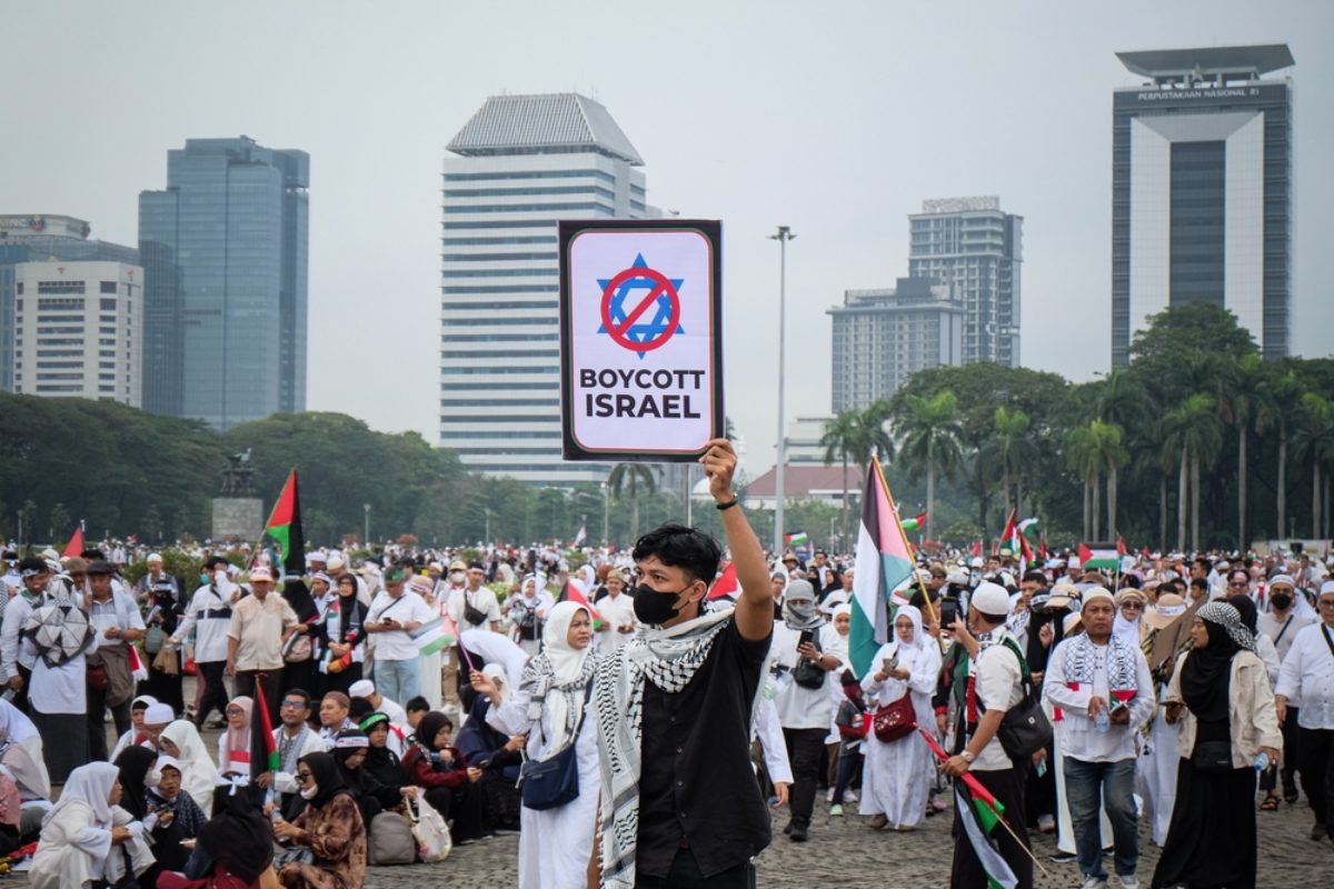 فتاوى تحريم المقاطعة الشعبية لمنتجات إسرائيل.. أي شيوخ هؤلاء؟