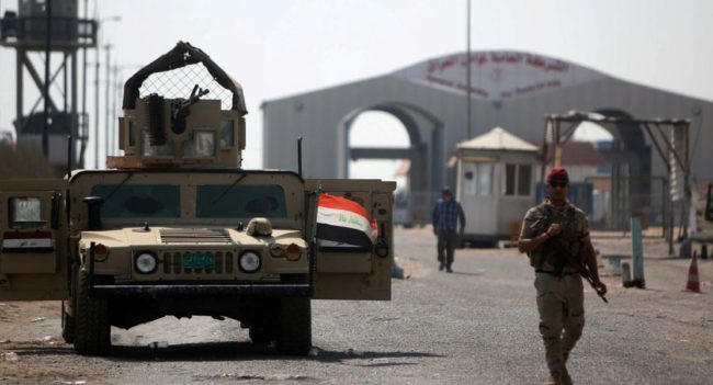 رويترز: سقوط نحو 7 قذائف مورتر داخل مجمع السفارة الأمريكية في بغداد وسط احتمالات بإطلاق مزيد من المقذوفات