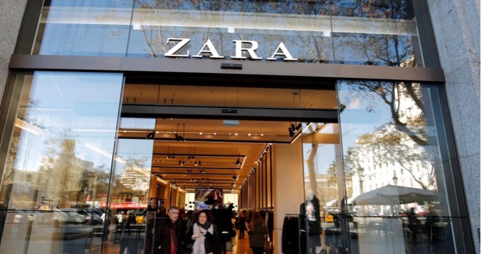 محلات “زارا” في مرمى غضب الناشطين! صدمت الجمهور بحملة دعائية مستوحاة من صور الإبادة الجماعية بغزة