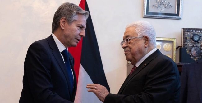 “انهيار السلطة الفلسطينية” يُخيف واشنطن.. “وول ستريت جورنال”: هكذا تُخطط إدارة بايدن لدعمها مالياً