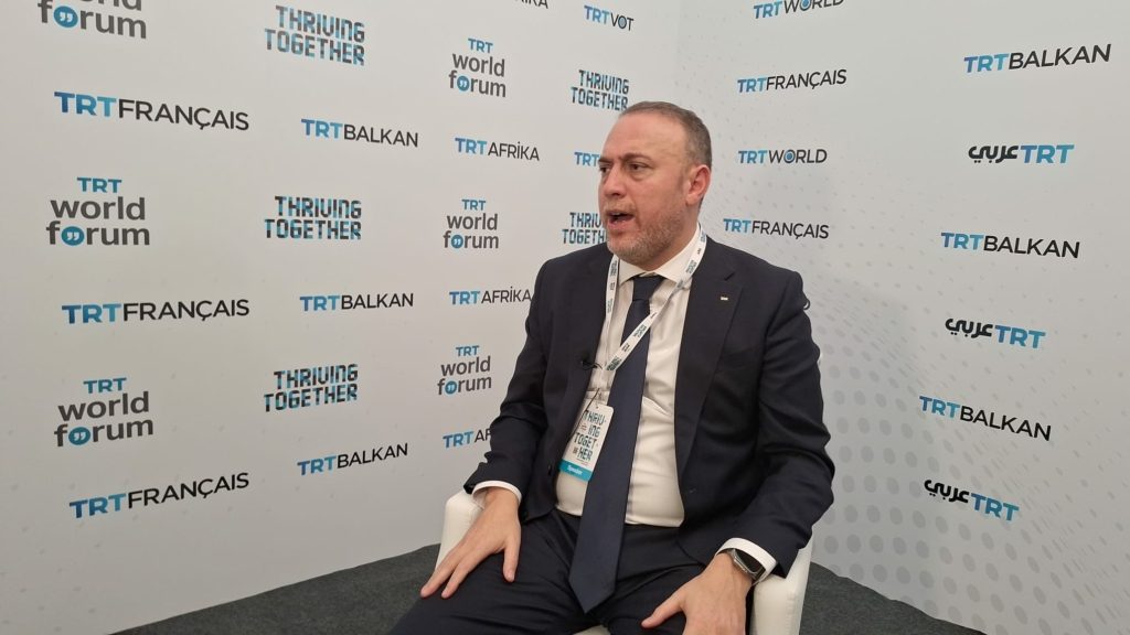 السفير الفلسطيني حسام زملط