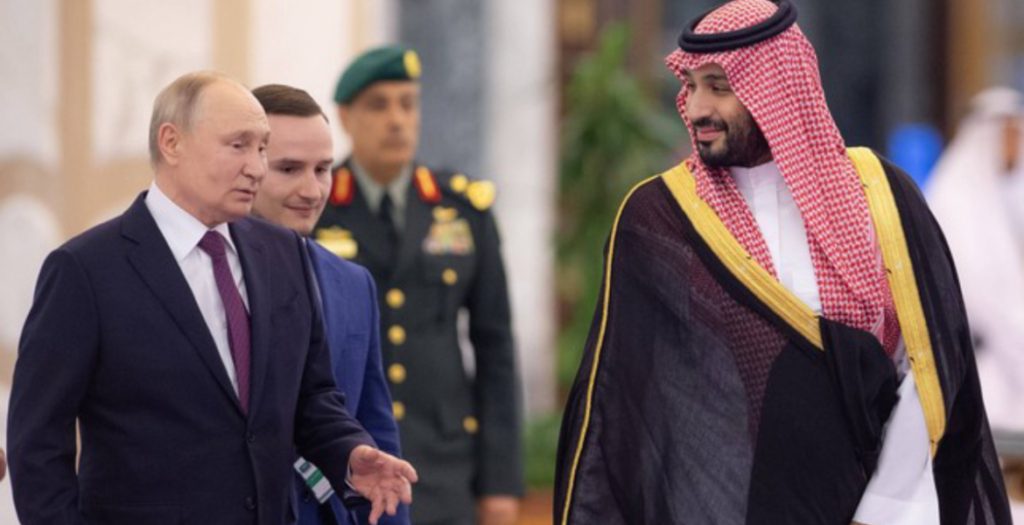 الدور الروسي