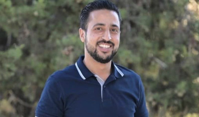 أنس أبو سرور - وسائل التواصل الاجتماعي