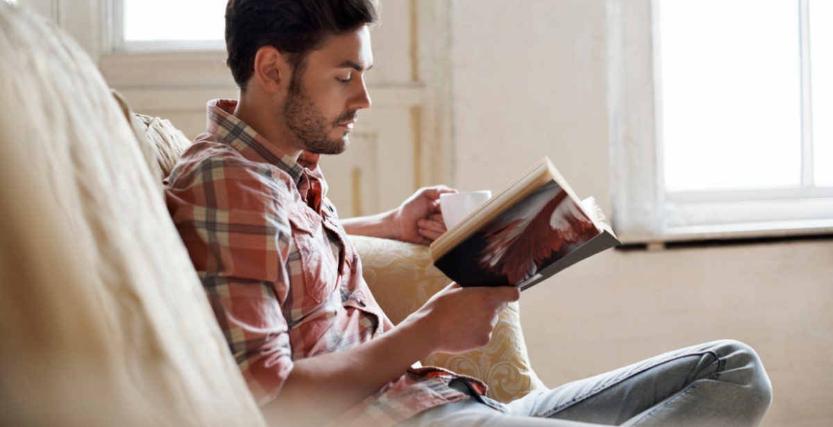 قراءة الكتاب تحتضر.. فماذا ننتظر؟