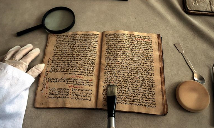 سرقة الإحتلال لمخطوطات فلسطين