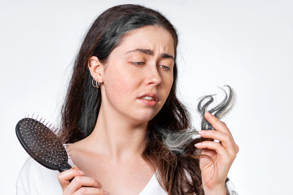 ظهور الشيب بسبب التوتر| shutterstock