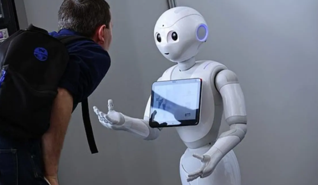 أسوأ شركة توصيل في العالم.. روبوت يشتم شركته بسبب أحد العملاء والأخيرة تتدخل