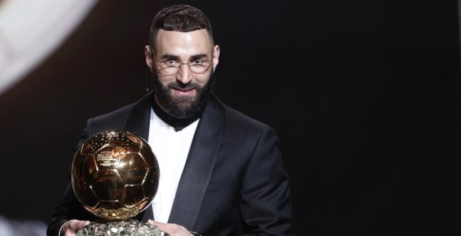 كريم بنزيمة يقاضي إريك زمور.. السياسي المتطرف اتهمه بمحاولة تطبيق “الشريعة الإسلامية”