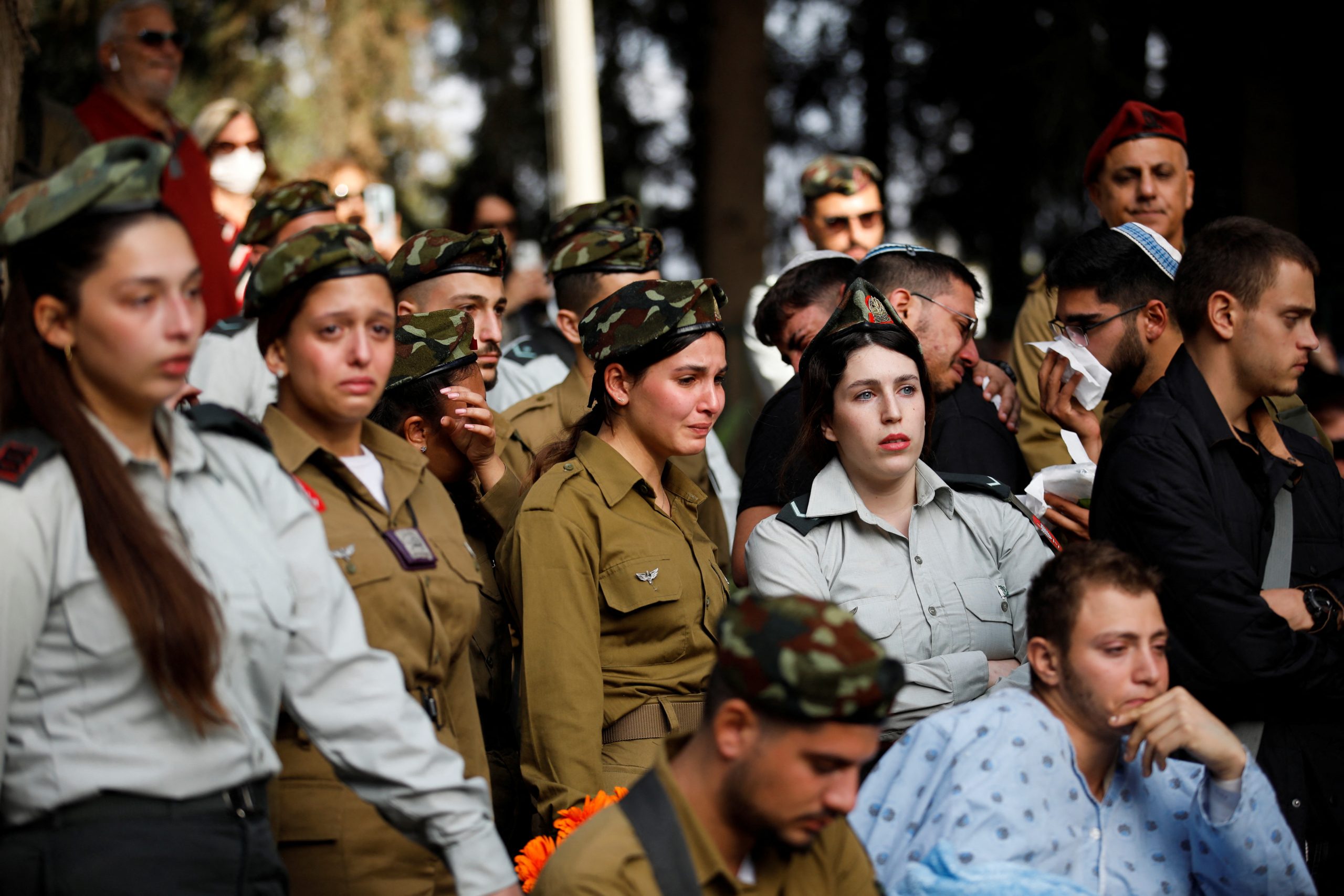 مجندات يتمردن على جيش الاحتلال.. رفضن العمل كـ”مراقبات عسكريات” على الحدود لهذا السبب