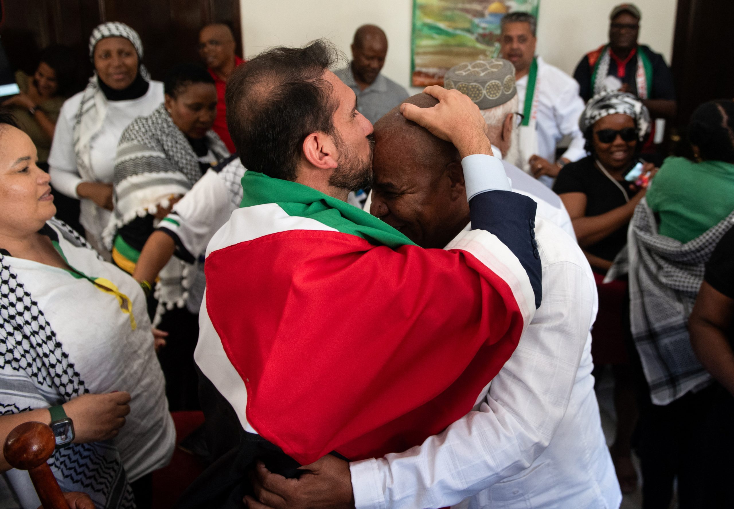 فلسطين وجنوب أفريقيا تشيدان بقرار “العدل الدولية” ضد إسرائيل: لا توجد دولة فوق القانون، ولا مفر من العقاب