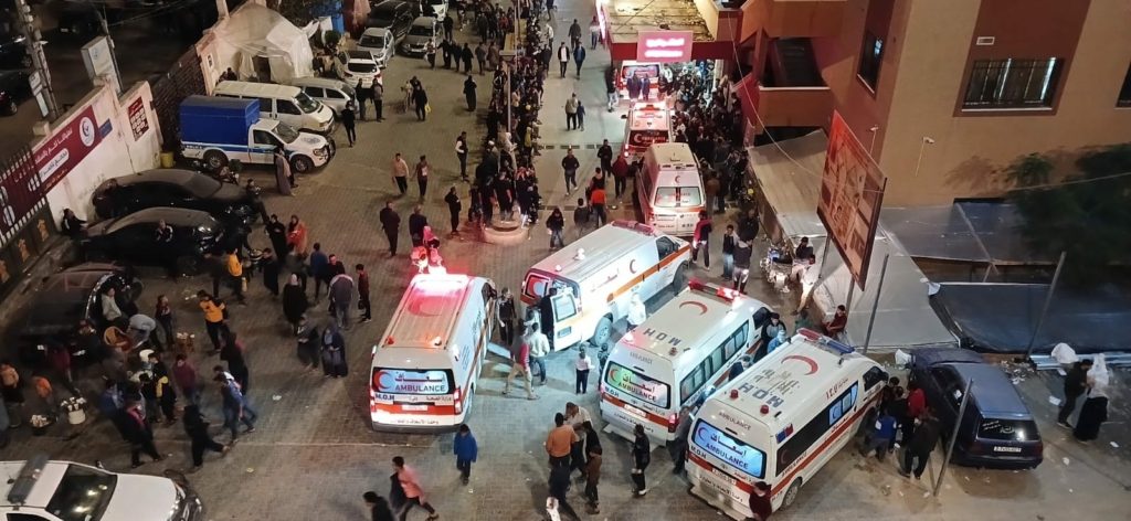 مجمع ناصر الطبي في خان يونس