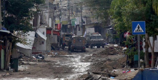 جيش الاحتلال يشن حملة مداهمات واعتقالات بالضفة! المقاومة أعلنت خوضها اشتباكات مسلحة معه في جنين