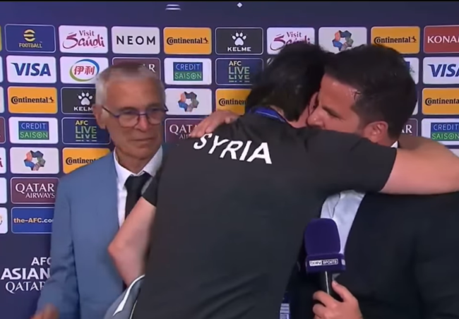 مراسل beIN SPORTS يبكي على الهواء مباشرة بسبب منتخب سوريا! (فيديو)
