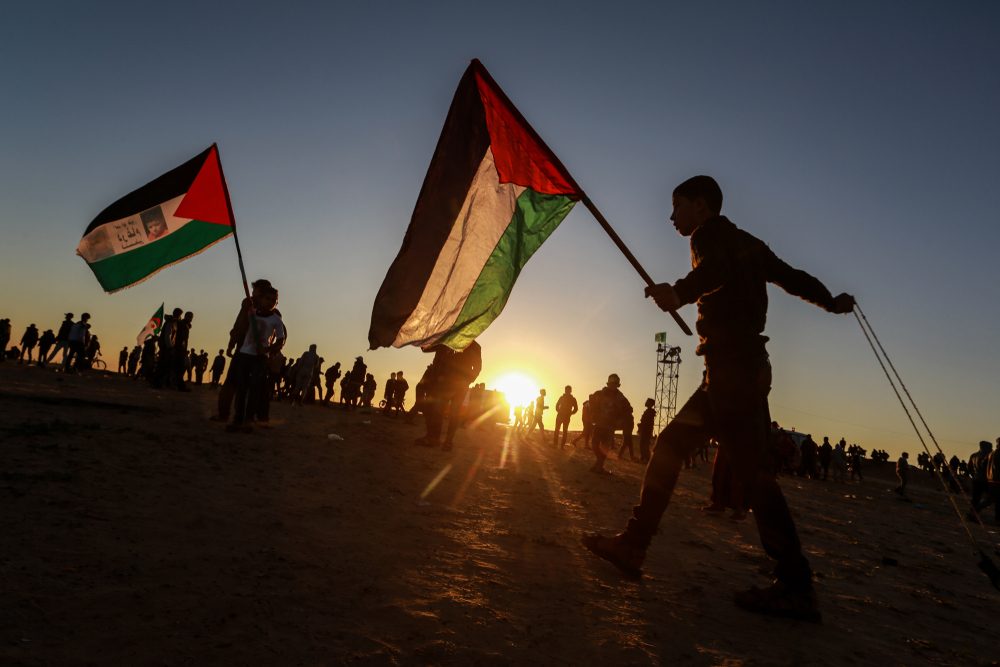 قدسنا إذاعة محلية فضائية لتعزيز الرواية الفلسطينية