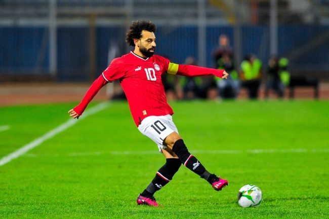 هل محمد صلاح مصاب بالتوتر؟ إليك أسباب إصابة العضلة الخلفية دون احتكاك