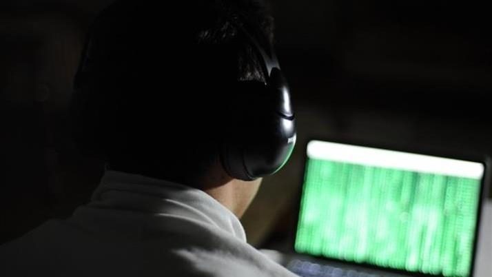 الشاباك يتهم إيران بإدارة حسابات