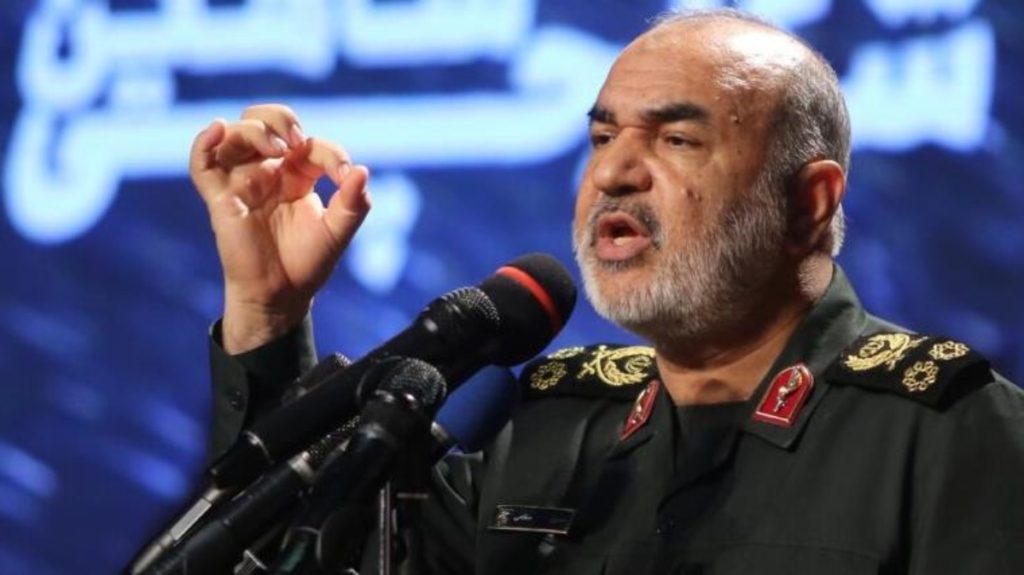 إيران تهدد برد أقوى