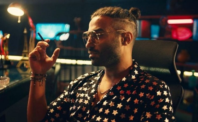 أحمد فهمي يغير اسم فيلمه من “المكسيكي” إلى “عائلة المكسيكي”..  توقعات الجمهور بذلك لم تخِب 