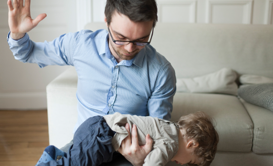 بكاء الأطفال