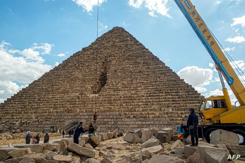 مشروع ترميم الهرم الأصغر أثار ضجة