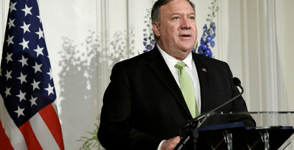 مايك بومبيو يرقص مع جنود الاحتلال غزة