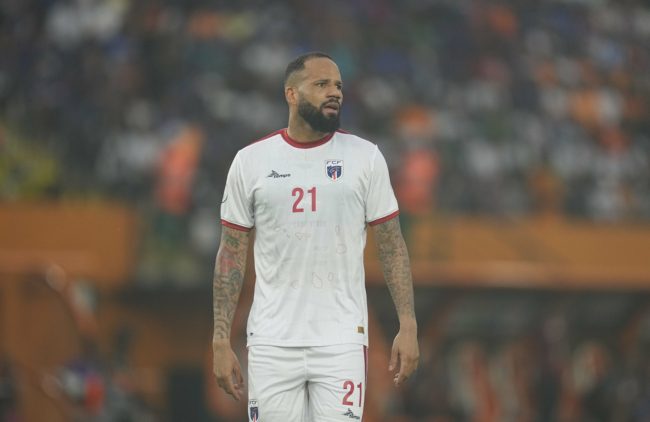 من كأس العالم للمشردين إلى مانشستر يونايتد.. كيف تغلب “بيبي” نجم الرأس الأخضر على قسوة الحياة؟!