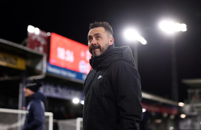 تلميذ بيلسا الذي نال إعجاب غوارديولا.. من هو روبيرتو دي زيربي المرشح لخلافة تشافي في برشلونة؟