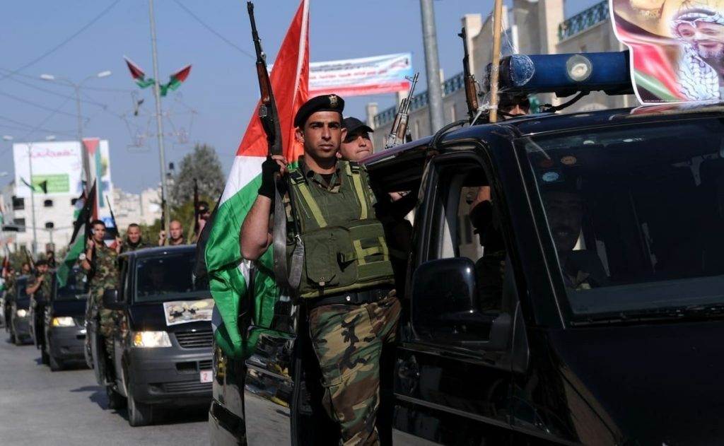 عناصر أمنية تابعة للسلطة الفلسطينية في الضفة الغربية٬ أرشيفية/ رويترز