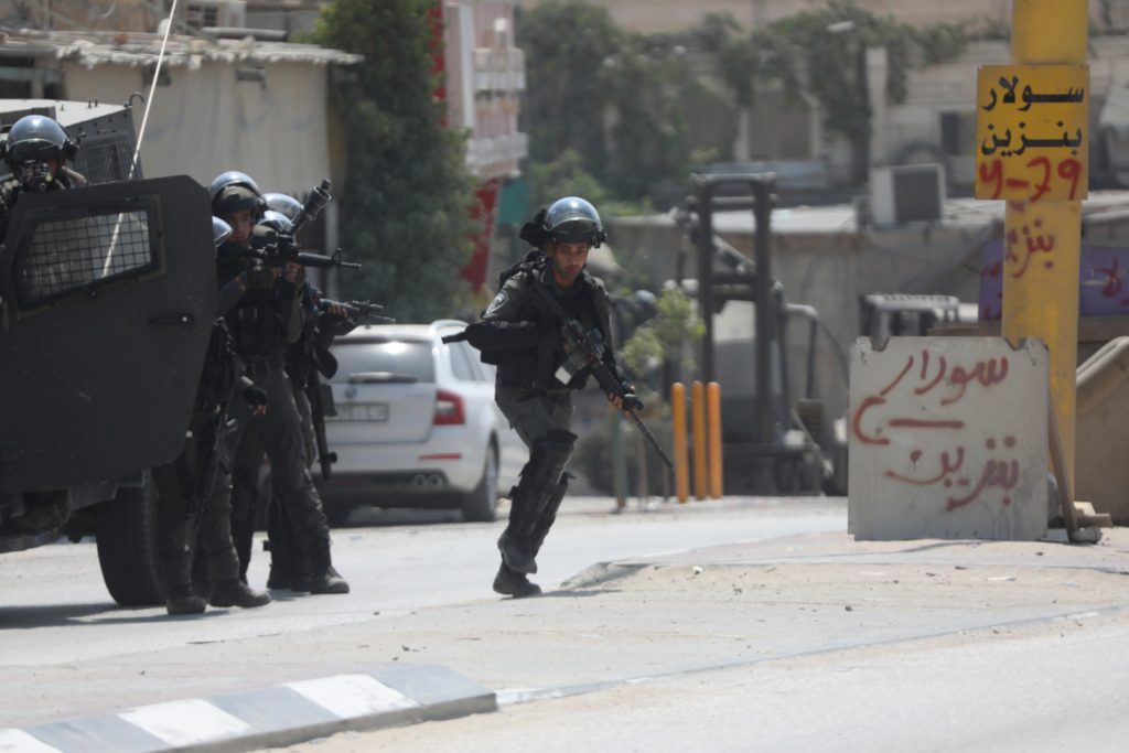 استشهاد طفل الضفة