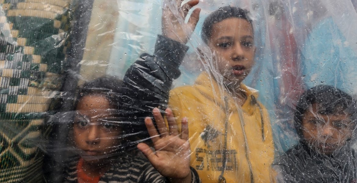 الجوع والجفاف يخيمان على شمال غزة.. الأمم المتحدة تحذر من أزمة إنسانية وحملة على مواقع التواصل لإنقاذ السكان 