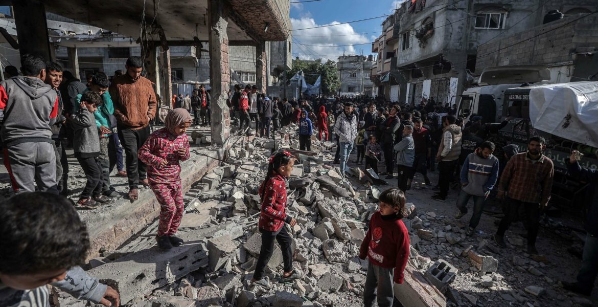 جرائم الاحتلال الإسرائيلي في قطاع غزة/الأناضول