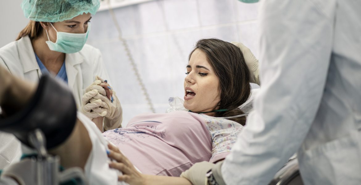 اسم يتسبب بأزمة بين امرأة وحماتها