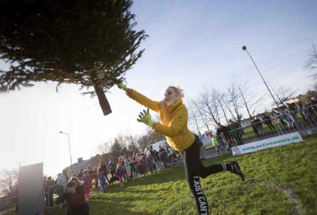 صورة لفوزها في مسابقة كانت السبب في كشف أمرها.. سيدة تخسر أكثر من 800 ألف دولار في قضيتها ضد شركة تأمين  