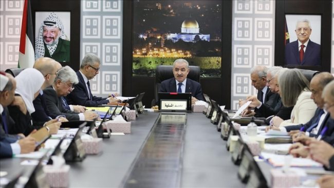 أول تعليق أمريكي على استقالة الحكومة الفلسطينية: خطوة لضمان إعادة توحيد غزة والضفة الغربية