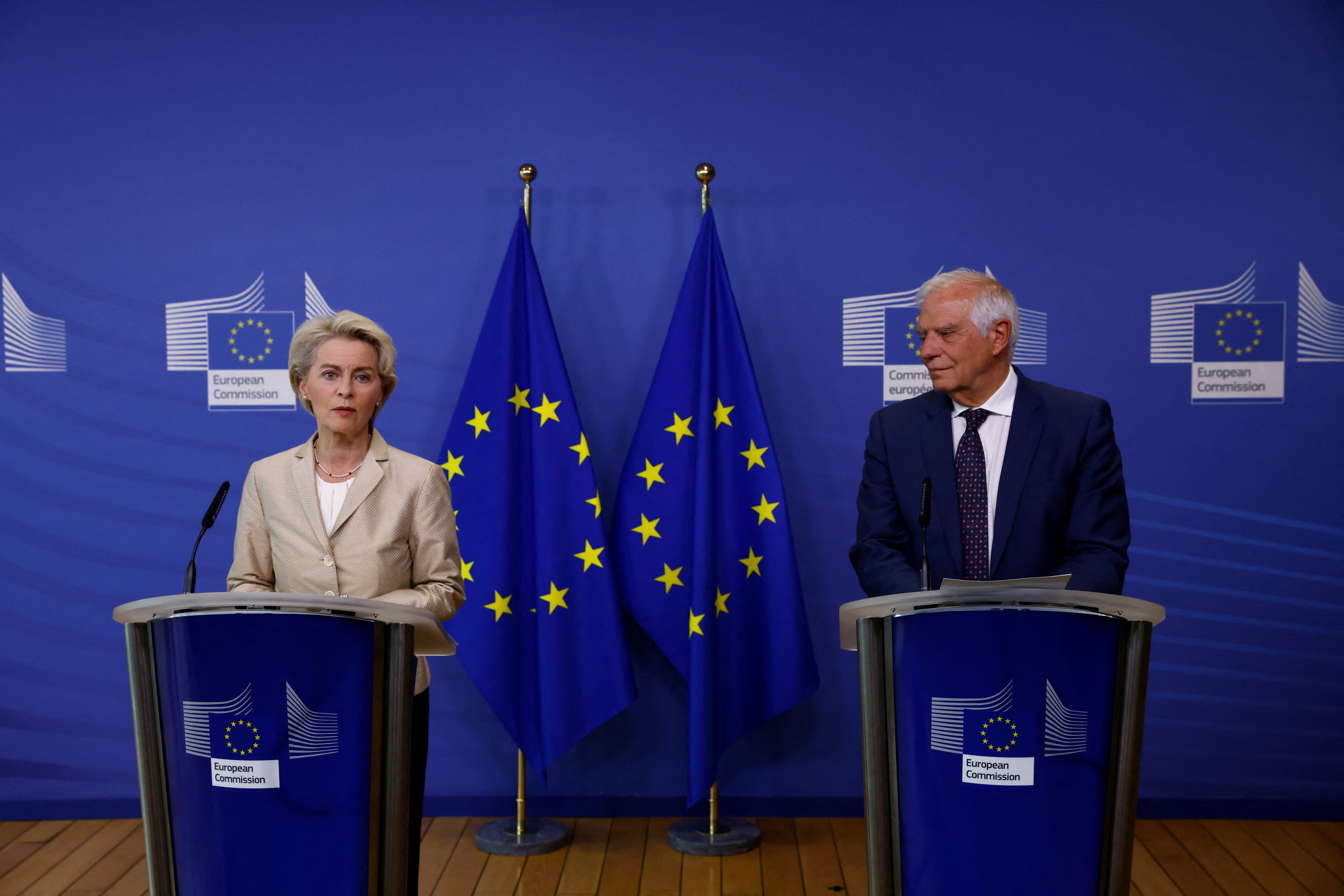 جذور الانقسام الأوروبي حول غزة.. إليك الدول المنحازة لإسرائيل وتلك المؤيدة لفلسطين، ودوافع كل منها