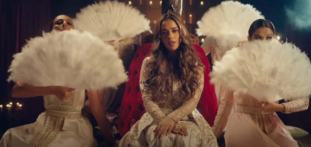 تتر مسلسل بين القصور