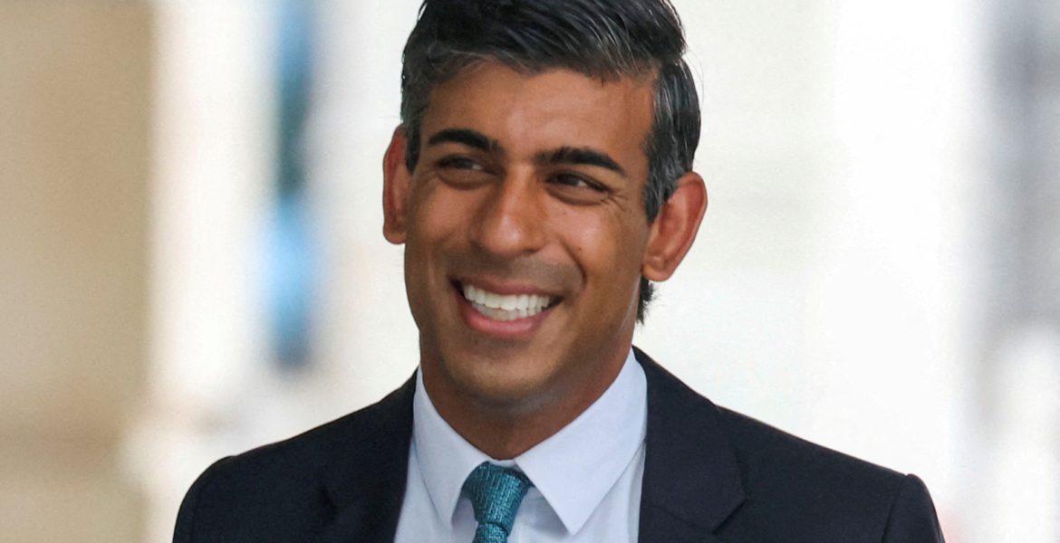 بلومبرغ: مجلس الوزراء البريطاني يبحث استبدال سوناك قبل الانتخابات المقبلة لهذا السبب