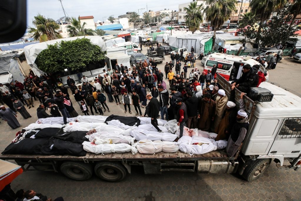 مفاوضات التوصل إلى هدنة في غزة مخيم النصيرات