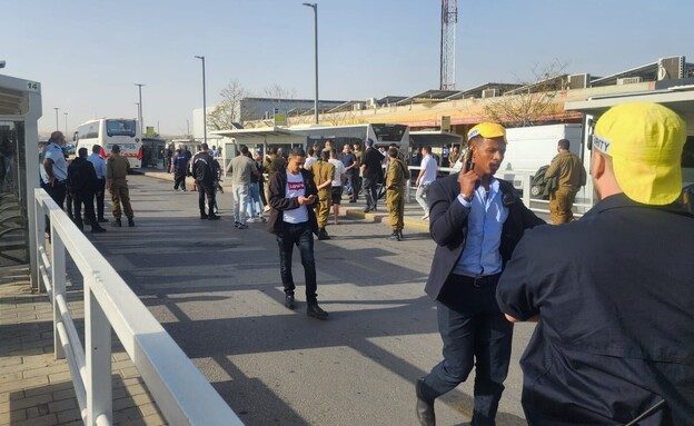 محطة الحافلات المركزية ببئر السبع