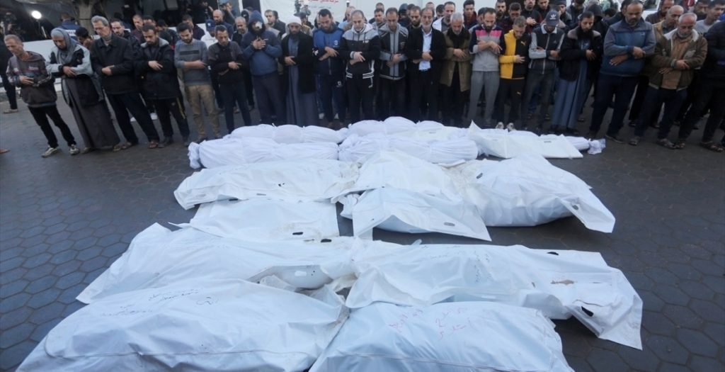 إحصاءات وزارة الصحة بغزة وزارة الصحة بغزة تتسلم جثامين 88 فلسطينياً