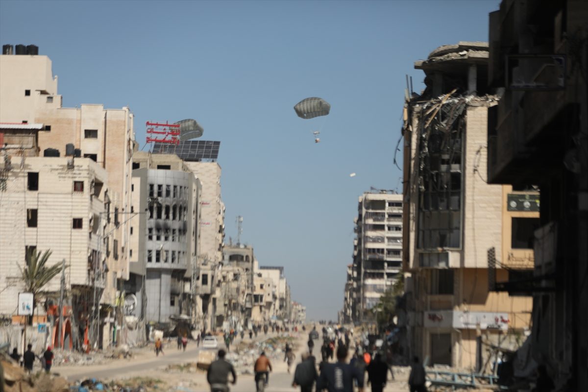 البنتاغون يبحث تشييد ميناء غزة المؤقت ويضع التفاصيل مع دول بالمنطقة: يضم ألف جندي ويوفر 2 مليون وجبة يومياً