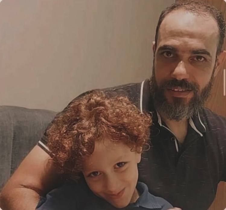 والد الشهيد يوسف، الطبيب محمد أبو موسى - مواقع التواصل