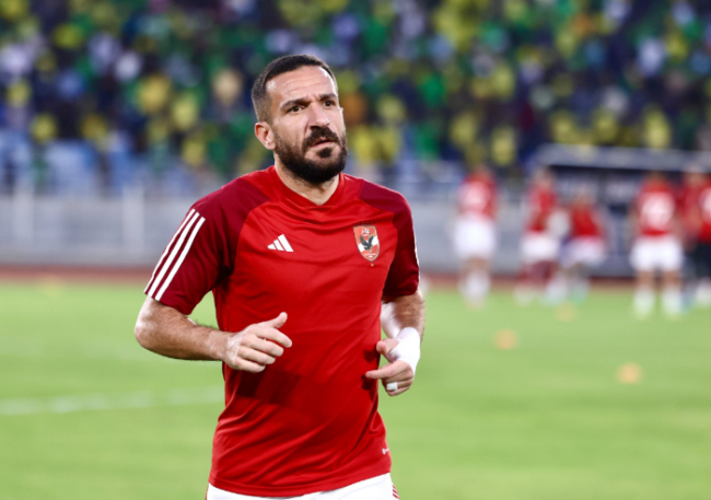 غاب عن نسور قرطاج في بطولة كأس العاصمة الإدارية بمصر.. المنتخب التونسي يكشف حقيقة اعتزال علي معلول دولياً