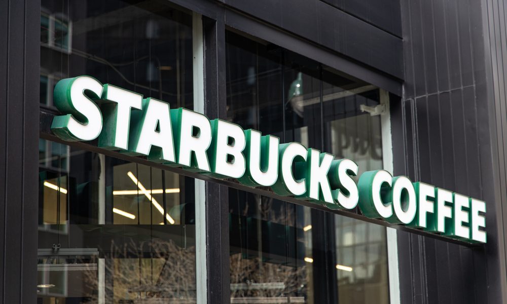 ستاربكس بالشرق الأوسط تعتزم تسريح أكثر من 2000 وظيفة